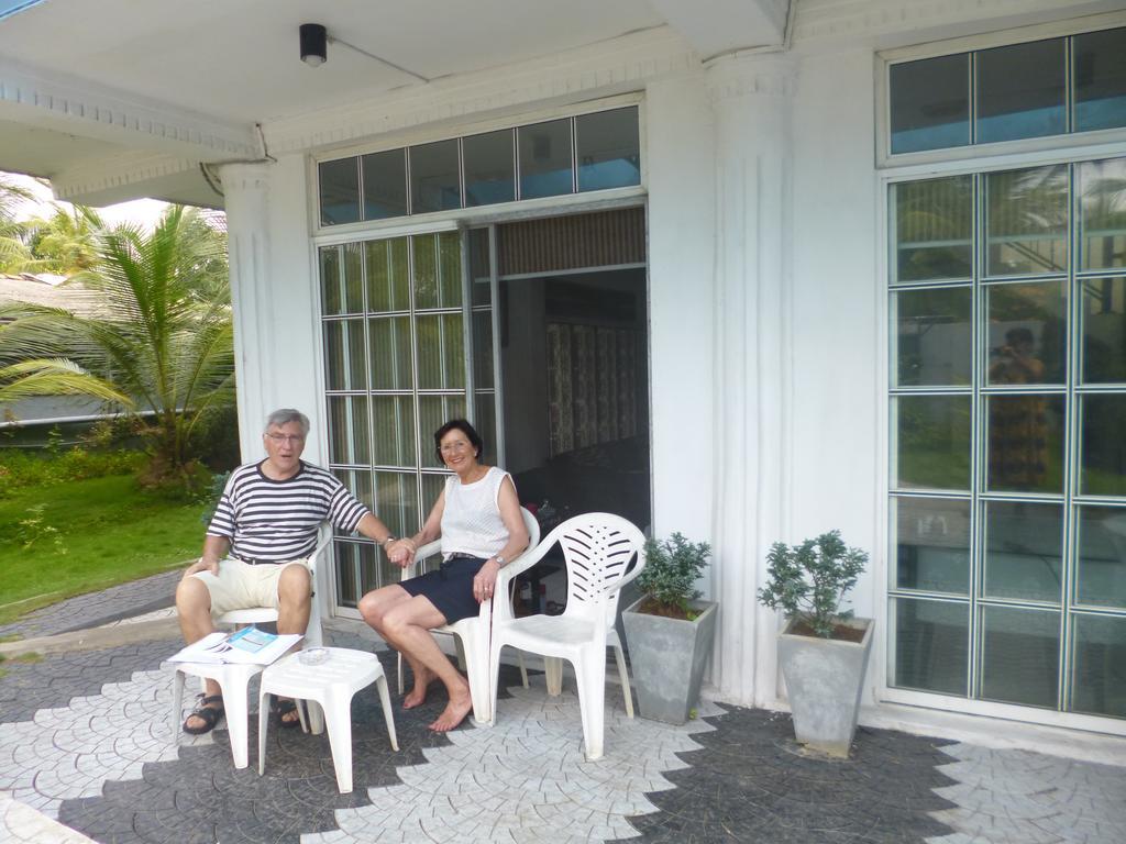 Ferienwohnung White House Wattala Exterior foto
